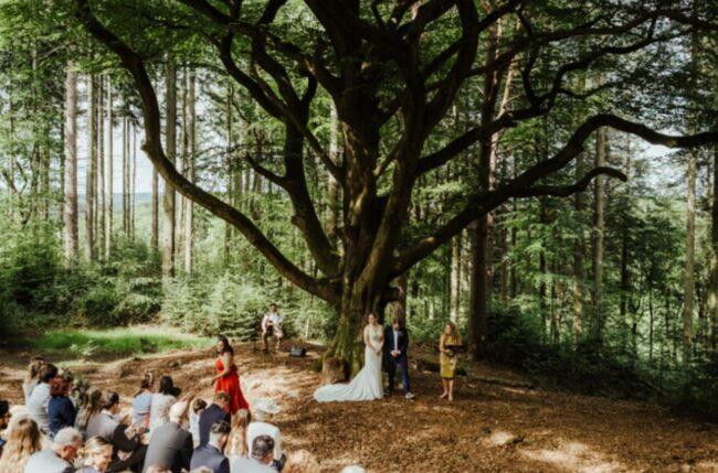 Celebrant Karliner Shorter conducting outdoor wedding FPC Celebrant Karliner Shorter conducting an outdoor wedding